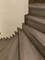  Vinylove schody bez nosu BUKOMA dub Legend sedy